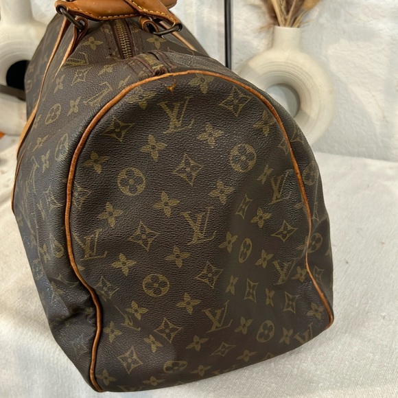Louis Vuitton Monogram Keepall 50 - Picture 3 of 17